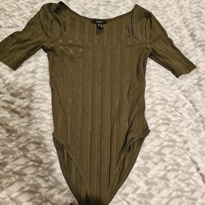 💥4 for $25💥 Forever 21 Olive Bodysuit
